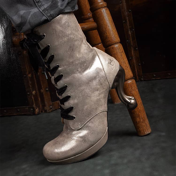 Victoria Boot